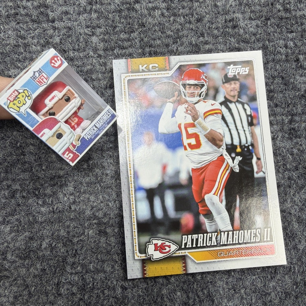 Patrick Mahomes II Funko Bitty Pop! NFL Kansas City Chiefs Topps Flagship 2026